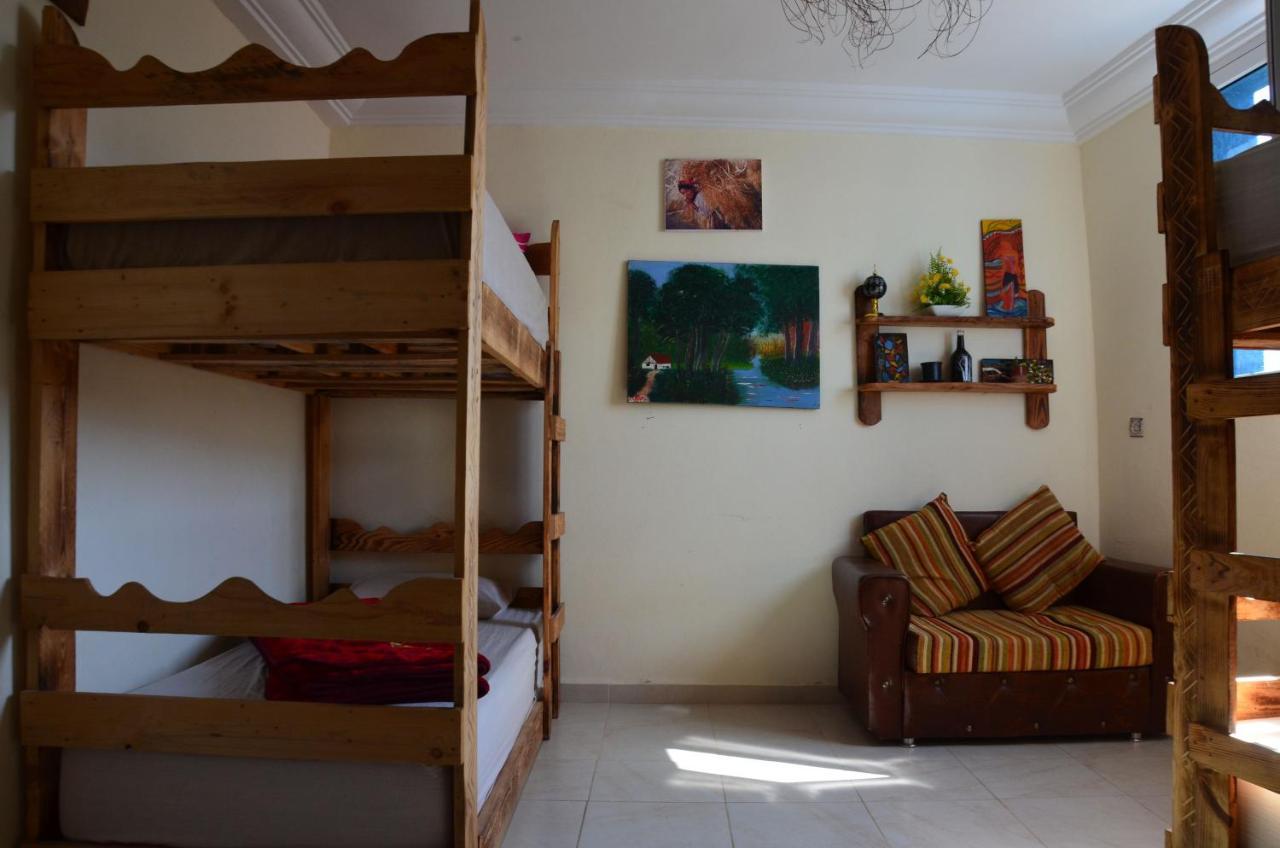 Tayought Surf Hostel Taghazout Exteriör bild