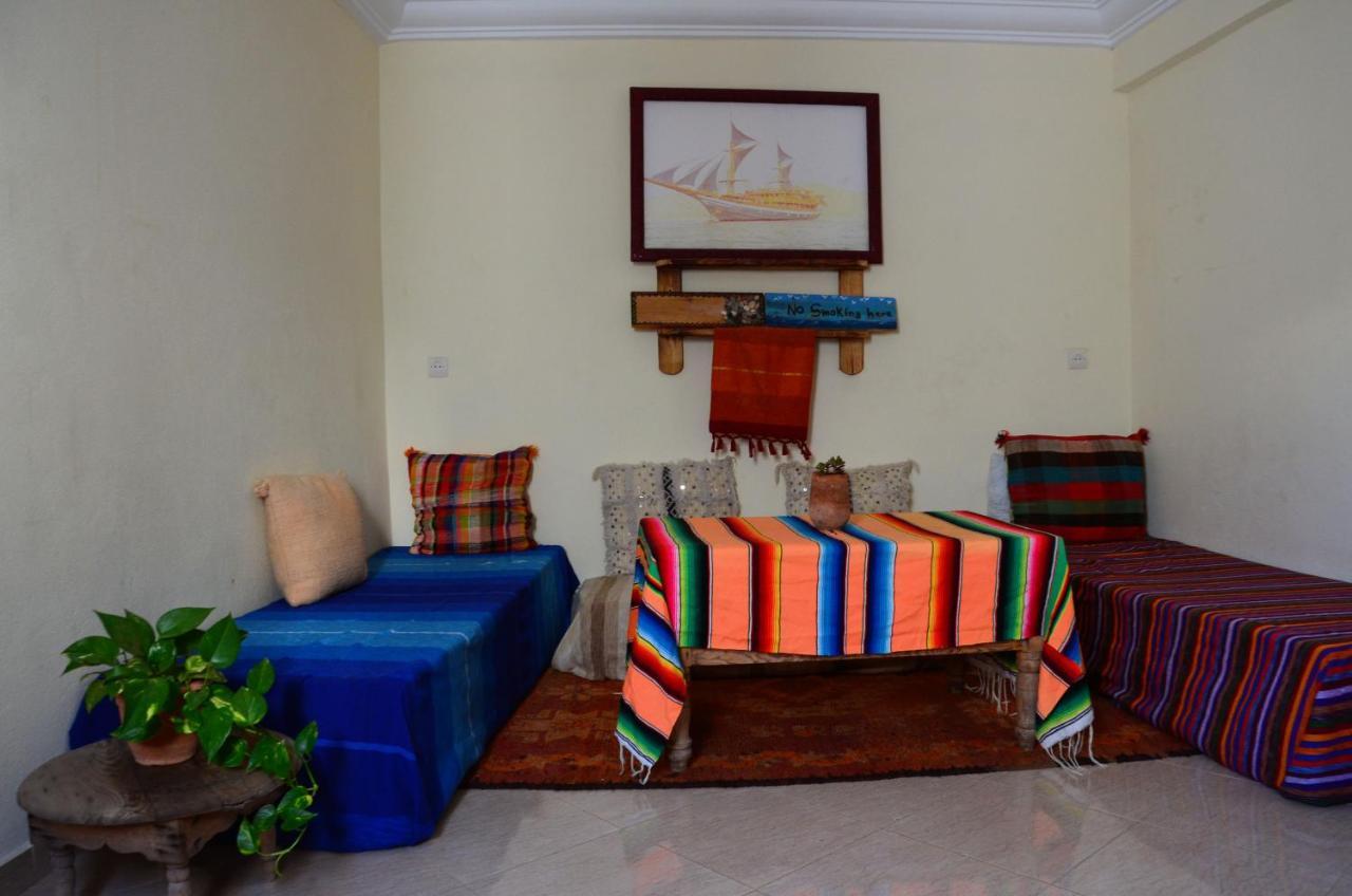 Tayought Surf Hostel Taghazout Exteriör bild