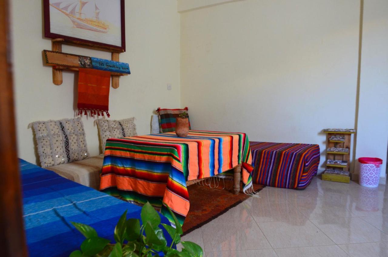 Tayought Surf Hostel Taghazout Exteriör bild