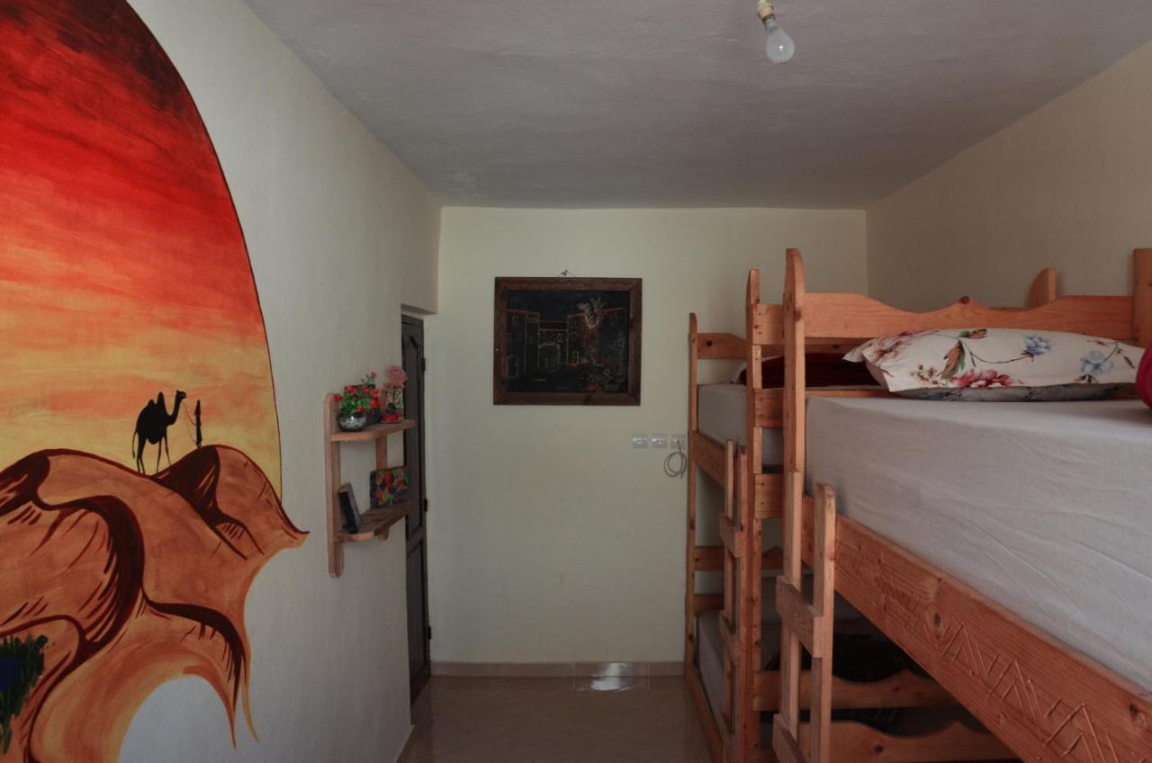 Tayought Surf Hostel Taghazout Exteriör bild