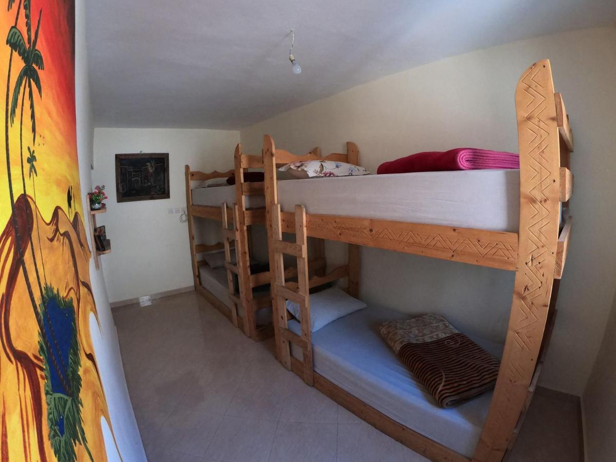 Tayought Surf Hostel Taghazout Exteriör bild