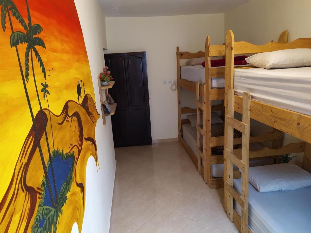 Tayought Surf Hostel Taghazout Exteriör bild