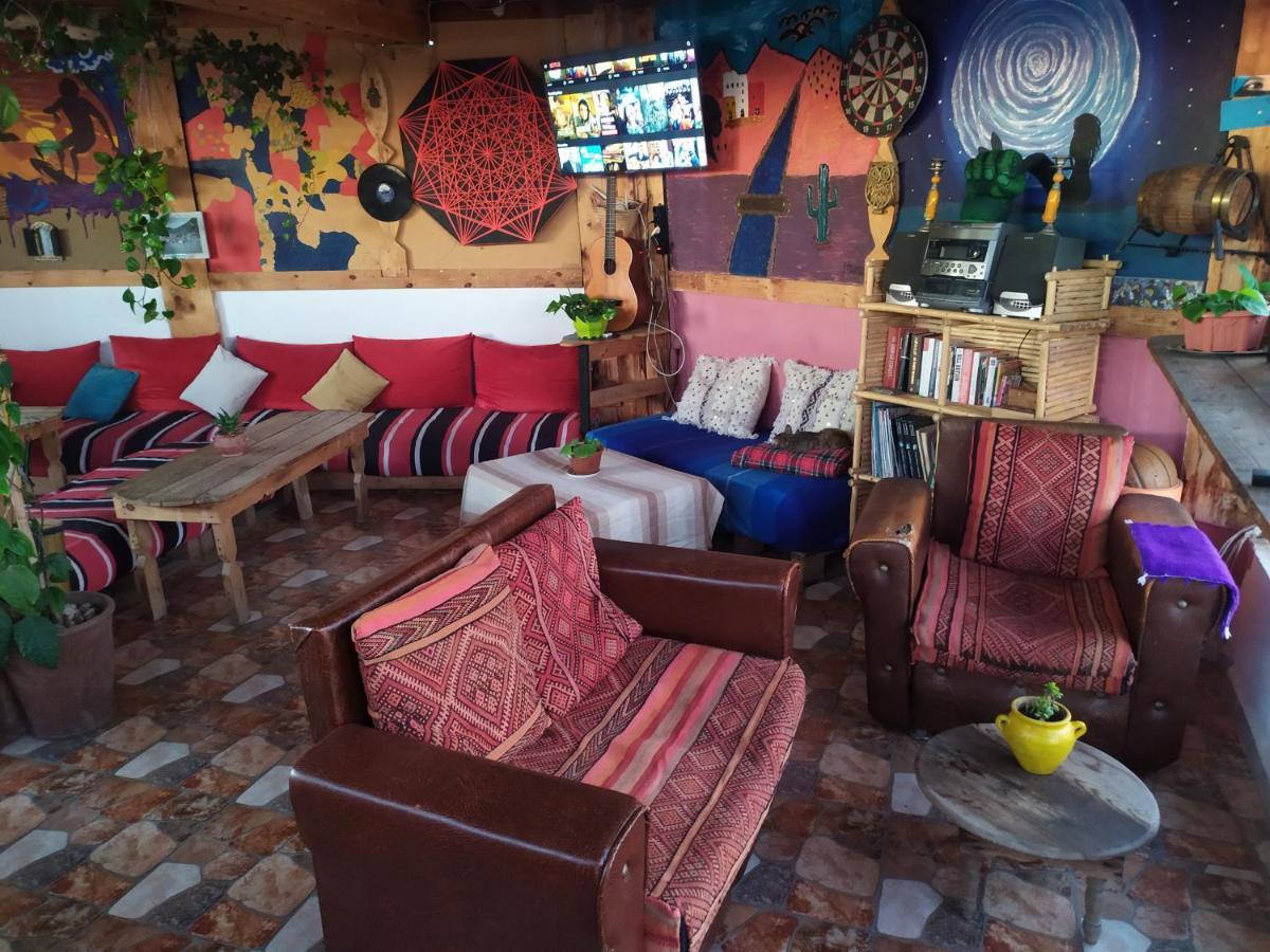 Tayought Surf Hostel Taghazout Exteriör bild